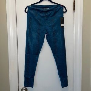 Yoga Pants Large NWT